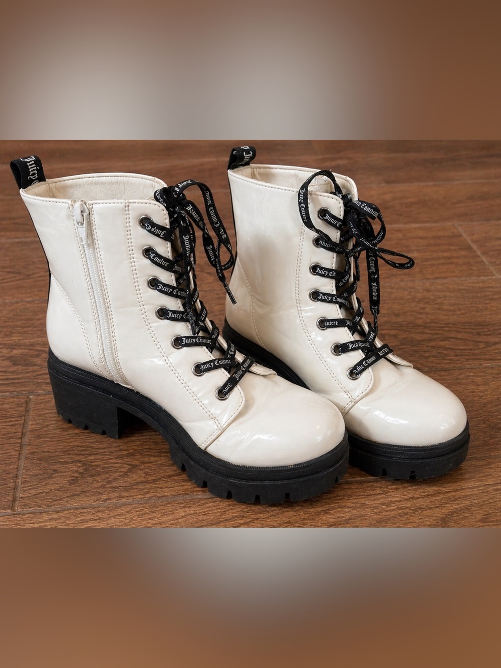 Juicy Couture Combat Boots Women’s 7 Ivory Lug Sole Lace Up Zip Y2K
